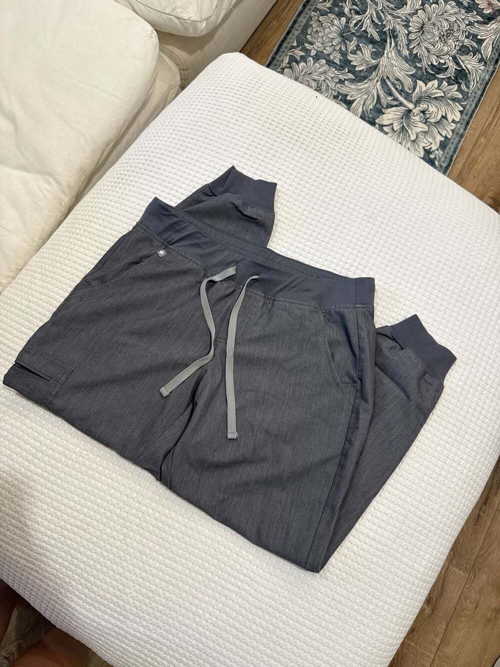 FIGS Technical Collection Zamora Jogger Scrub Pants Graphite Size M/P